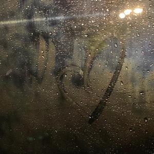 摸着大扔子图片
